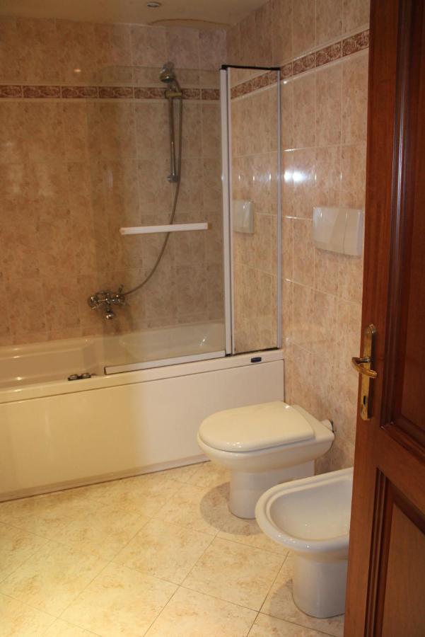 רומא Colosseum New Charming Apartment מראה חיצוני תמונה